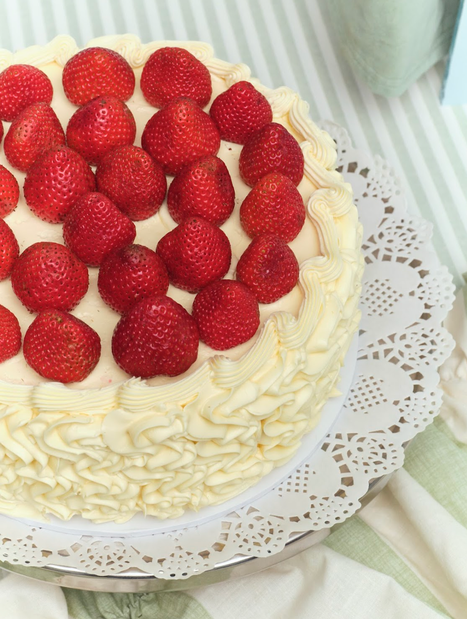 Berry Topped Cake